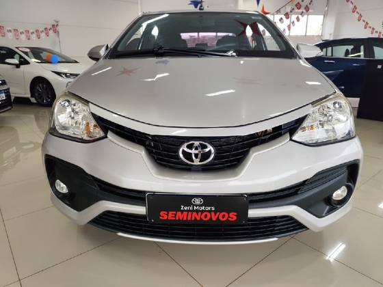 TOYOTA ETIOS 1.5 XLS SEDAN 16V FLEX 4P AUTOMÁTICO TOYOTA ETIOS 1.5 XLS SEDAN 16V FLEX 4P AUTOMÁTICO